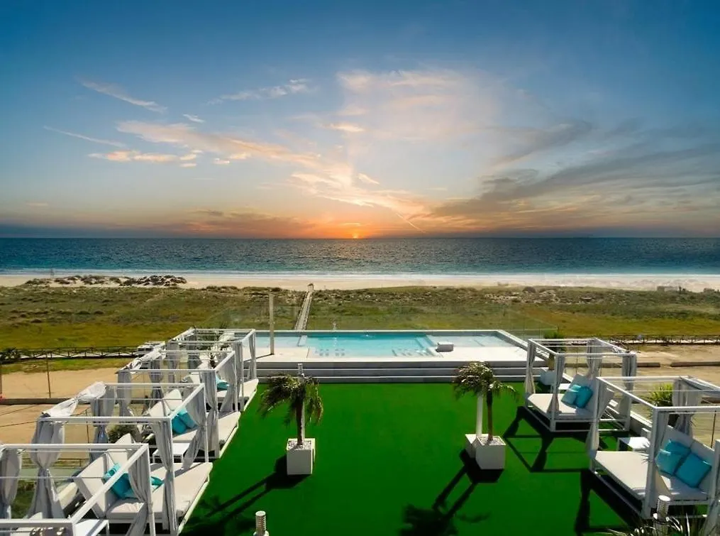 Hotel Pozo Del Duque Zahara de los Atunes 3*,